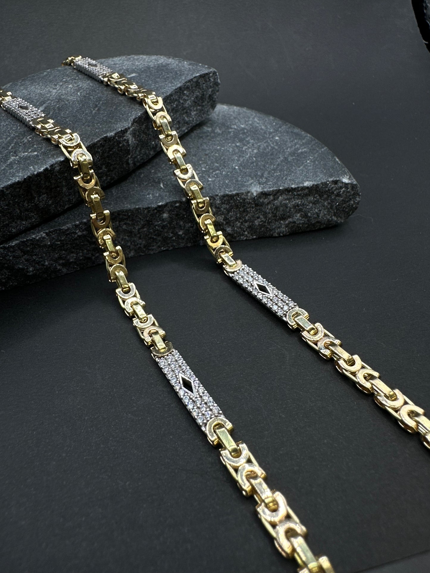 14K Gouden Massieve Platte Koningsketting met Iced Ruitjes – 70 cm