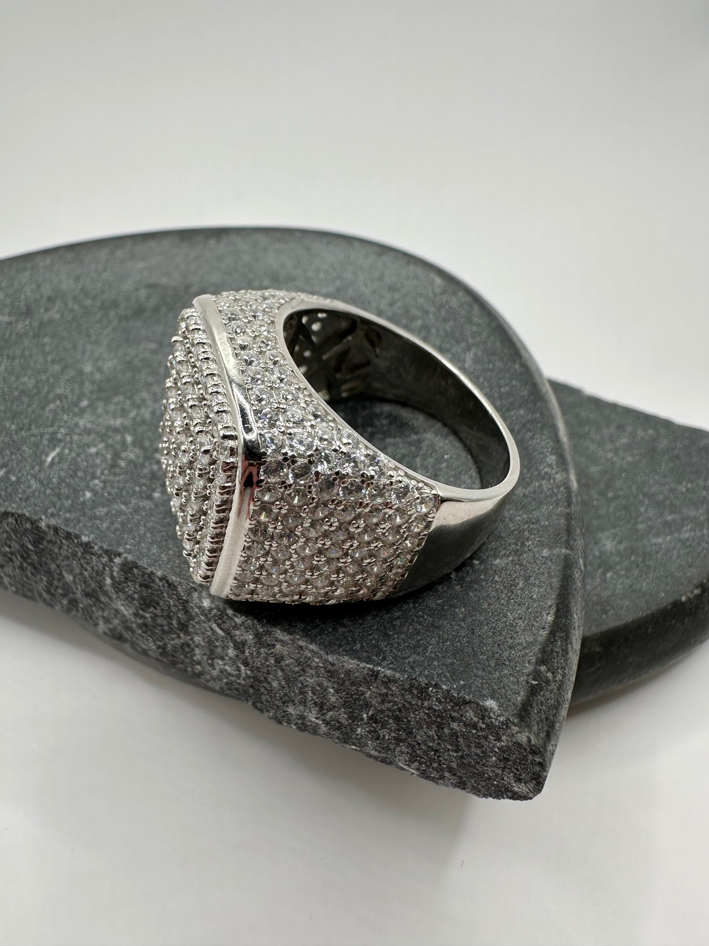 Prachtige 925 Zilveren Iced Ring – Maat 19,5 | Zirkonia | Luxe & Sprankelend