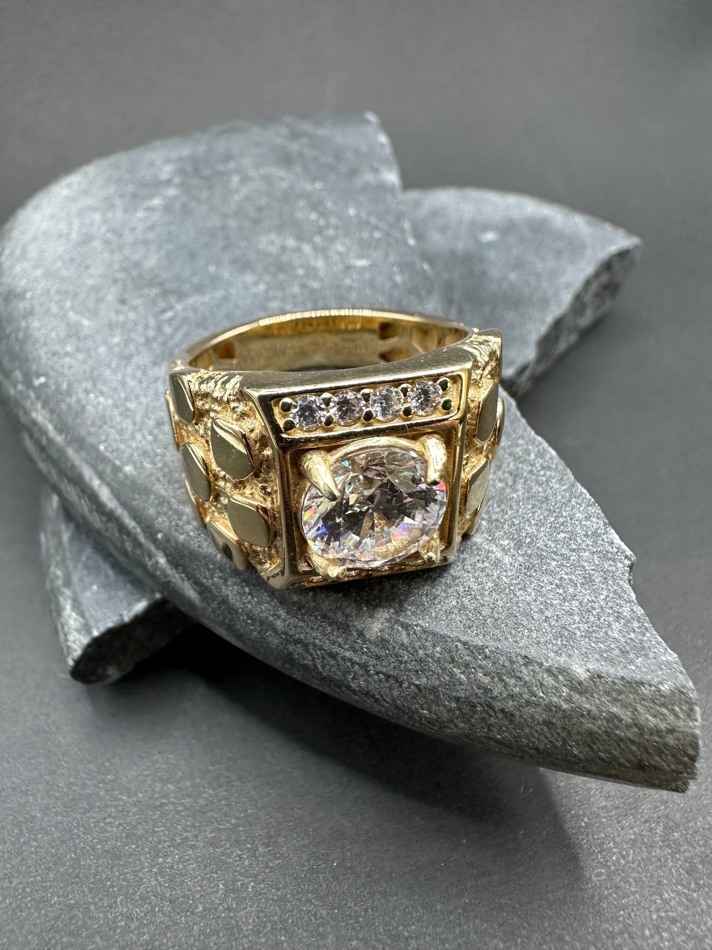 14K Gouden Piet Piet Ring met Zirkonia – Maat 20