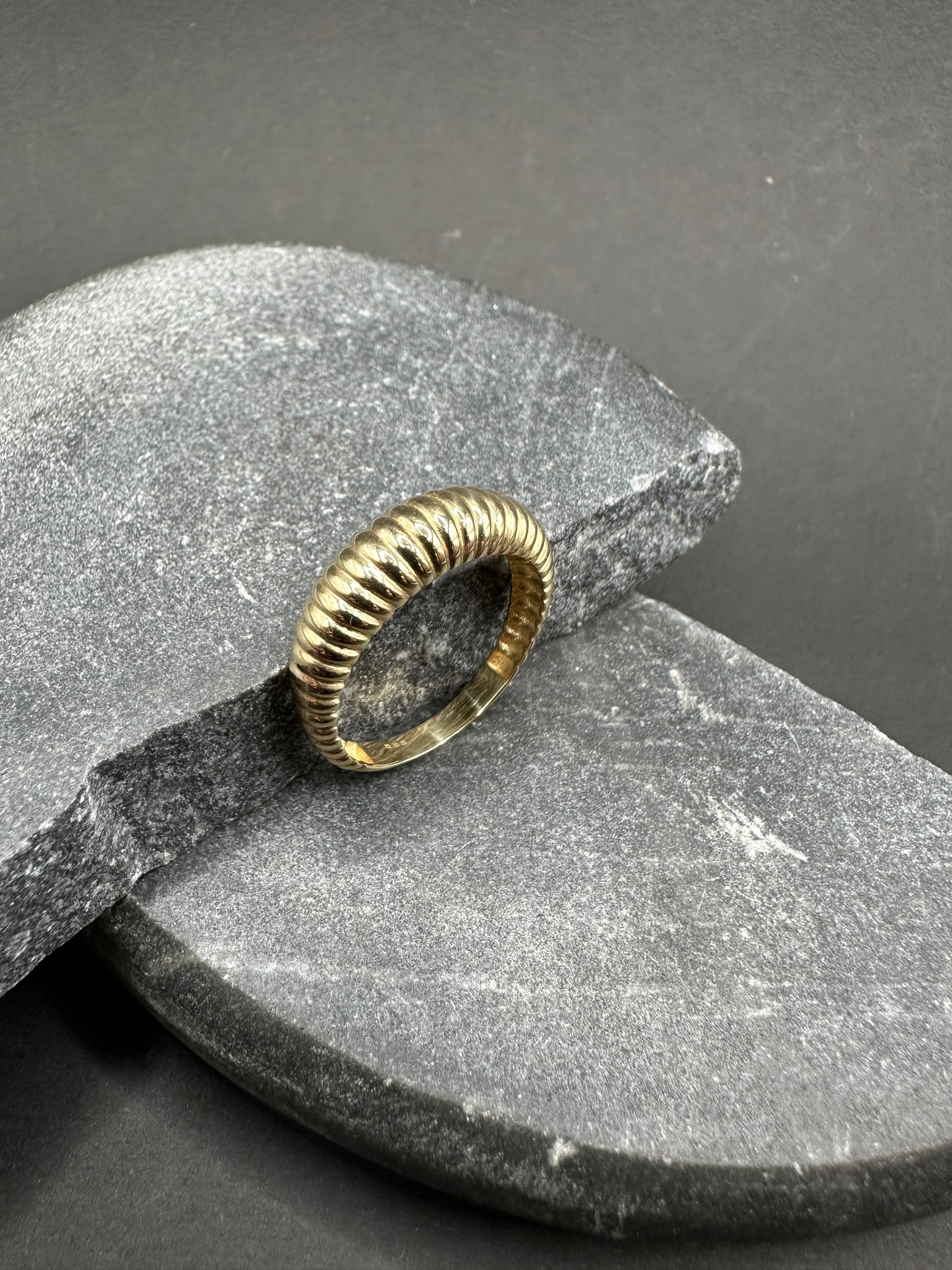 14K Gouden Dames Ring – Maat 19