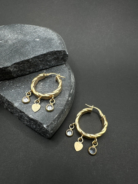 14K Gouden Oorbellen met Hangende Bedeltjes – 20 mm