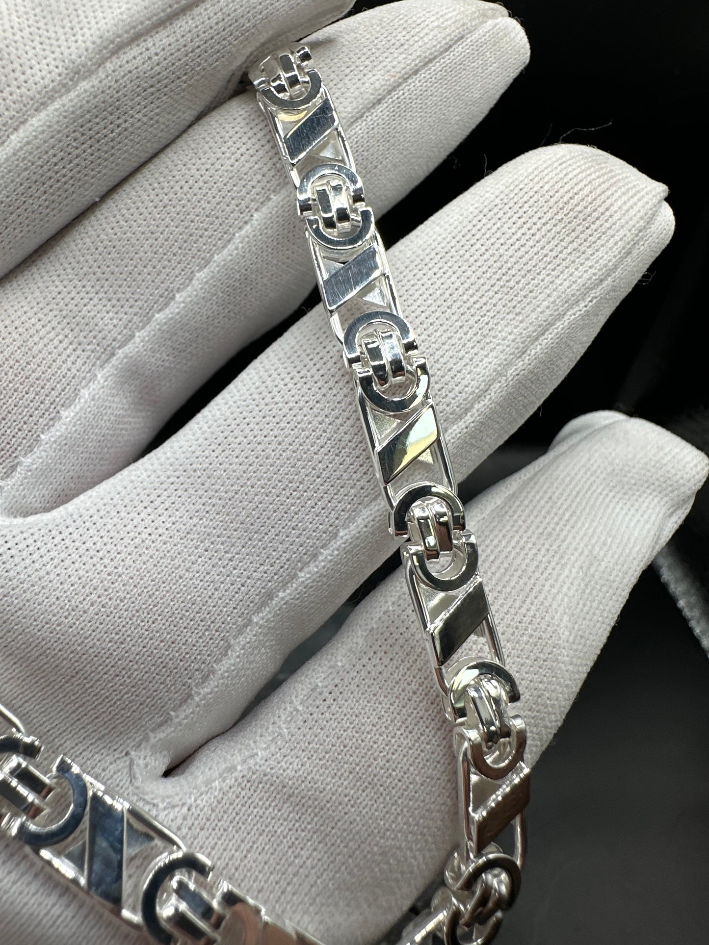 Prachtige 925 Zilveren Valentino Armband – 22 cm