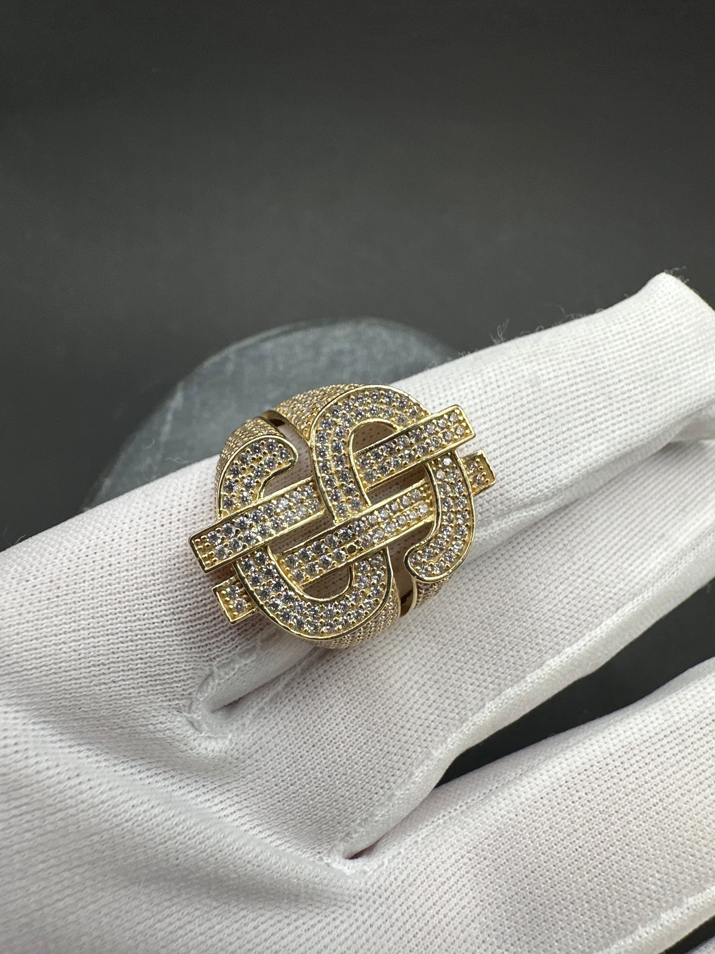 14K Gouden Iced Dollar Ring met Zirkonia – Maat 20