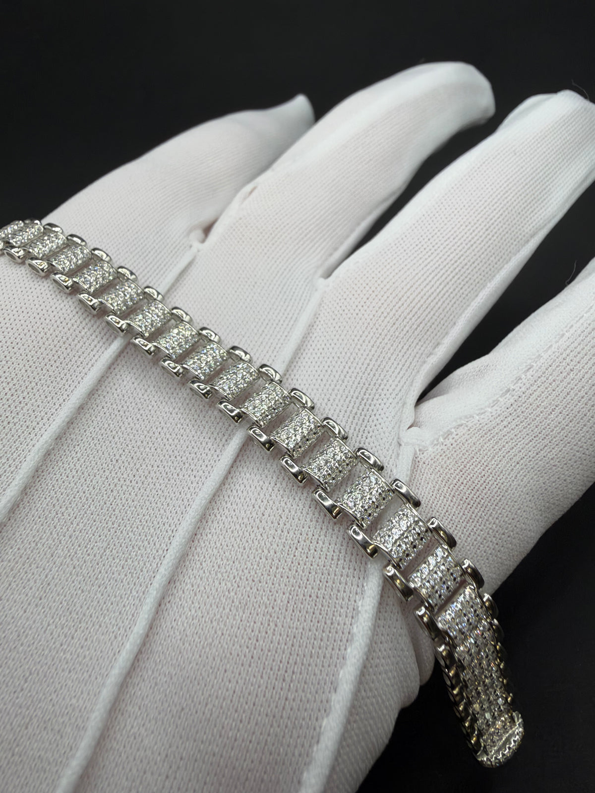 925 Zilveren Iced Cuban Armband – 19 cm – 8,5 mm – Massief