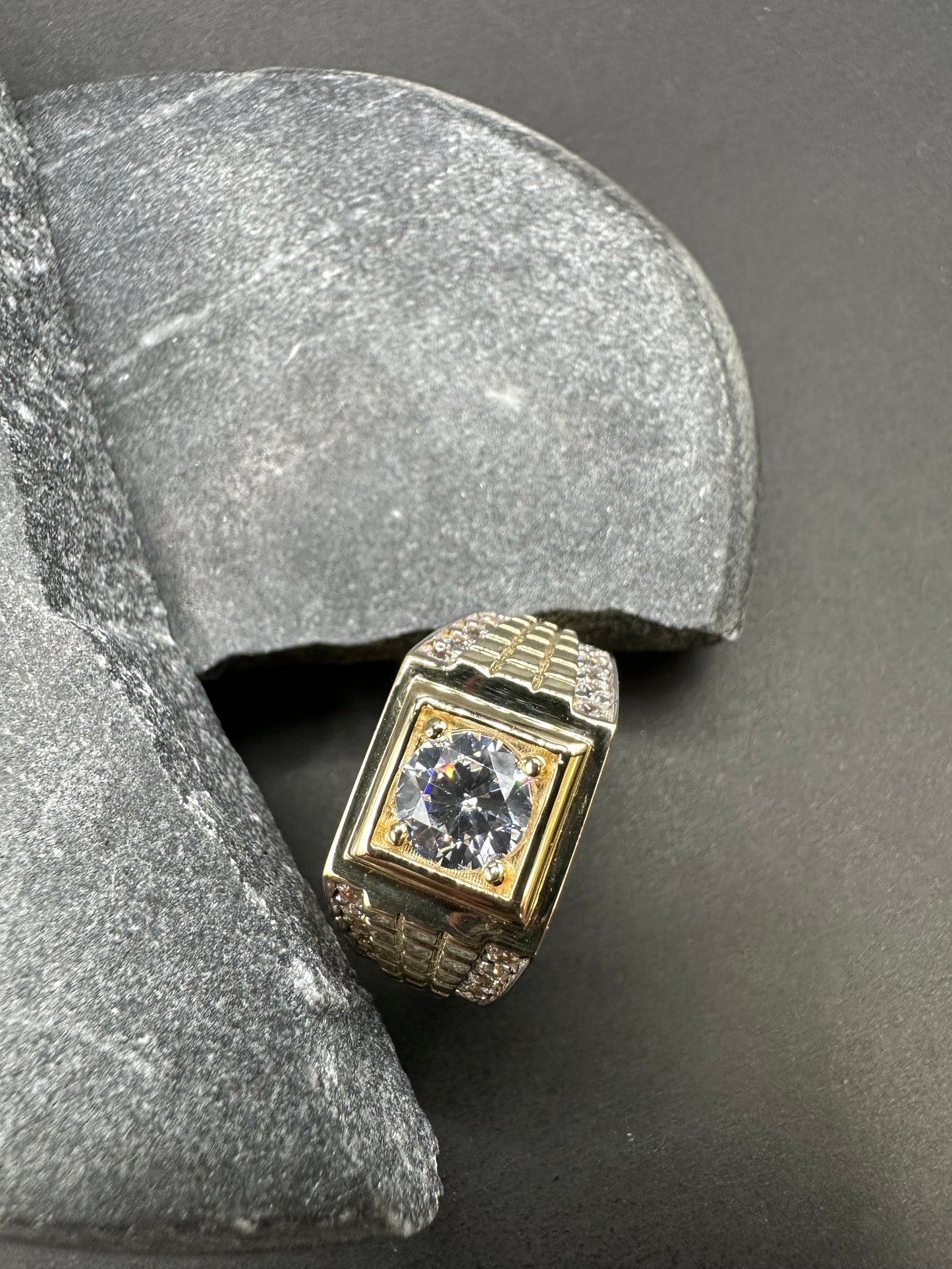14K Gouden Ring met Zirkonia – Maat 20