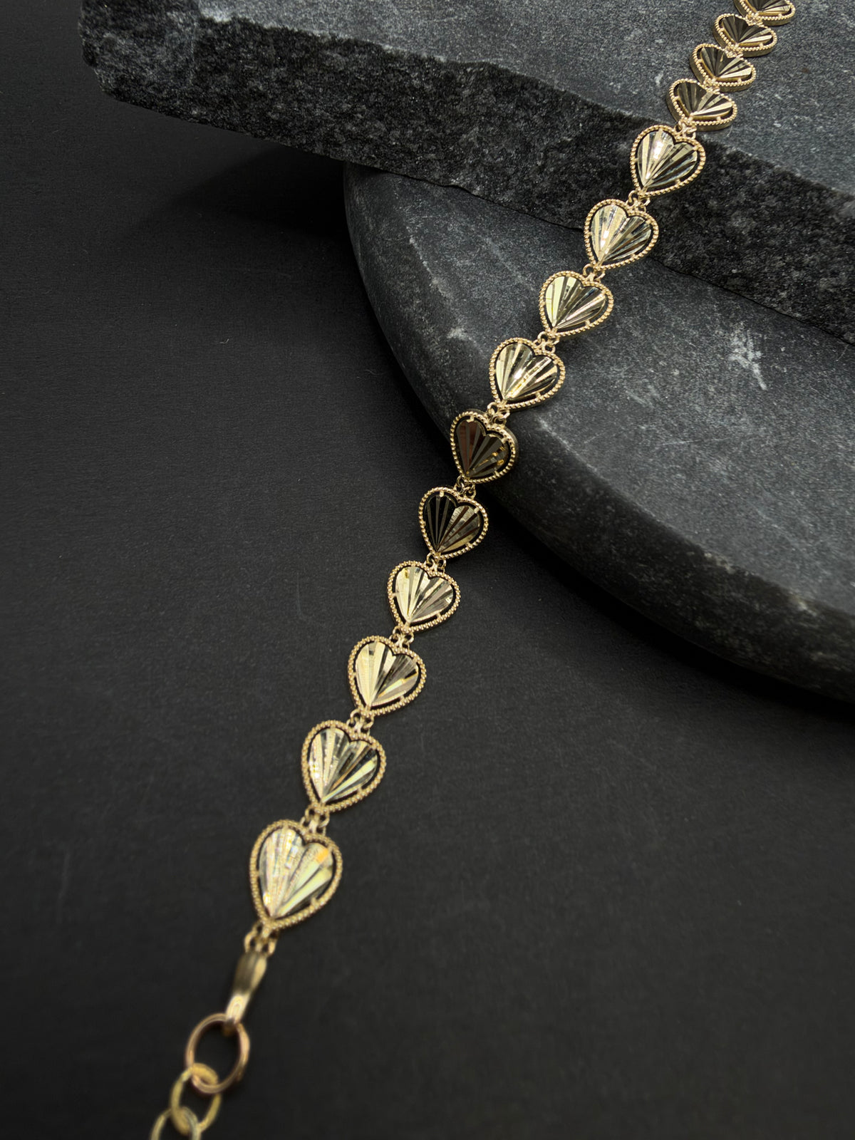 14K Gouden Hartjesarmband met Diamond Cut Bewerking – 6,6 mm