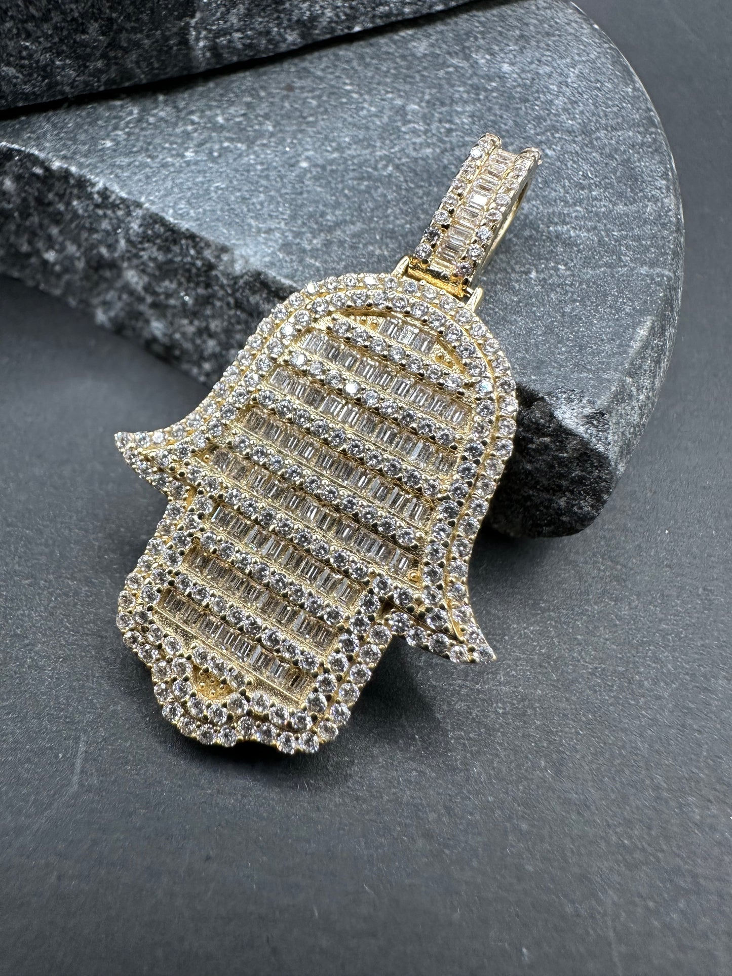 14K Gouden Hamsa Hanger met Zirkonia – 40 × 25,5 mm