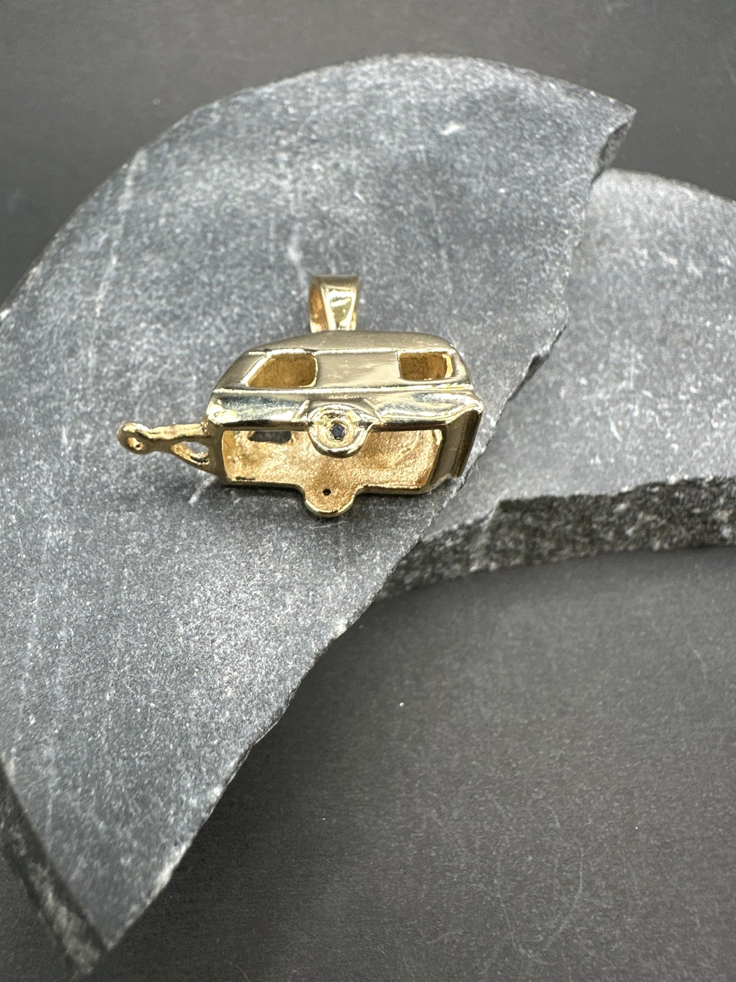 14K Gouden Caravan Hanger met Edelstenen