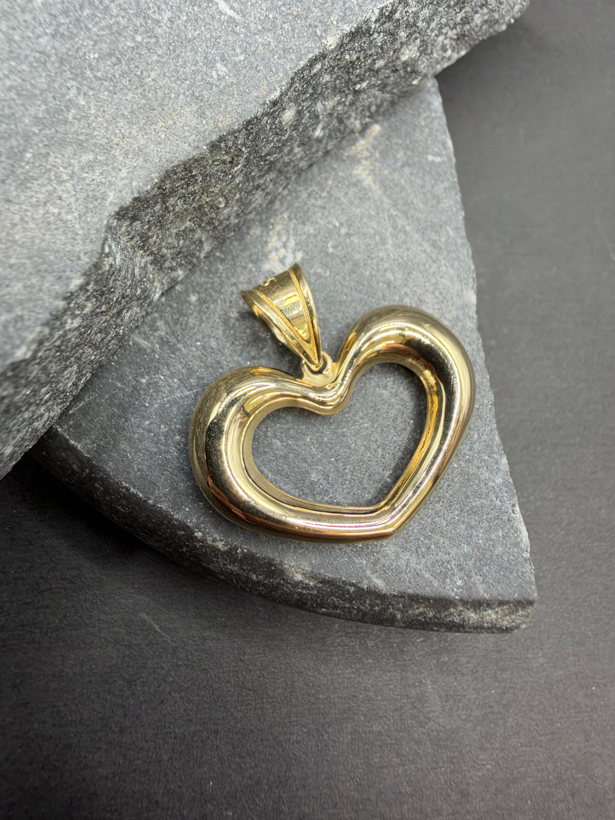 14K Gouden Hart Hanger – 22 × 20 mm