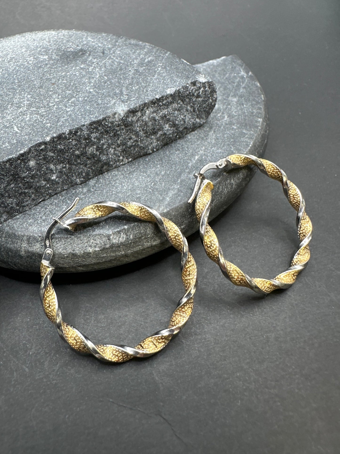 14K Gouden Bicolor Wokkels – 31 mm