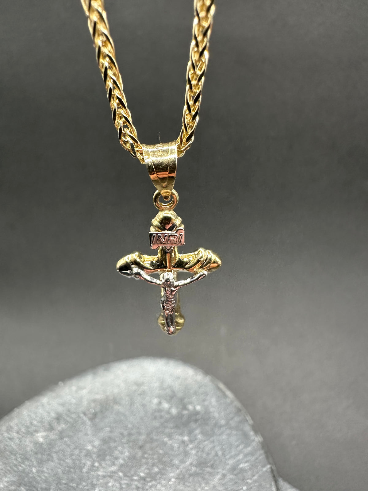 14K Gouden Vossenstaart Ketting met Bicolor Kruis – 55 cm | 2,1 mm