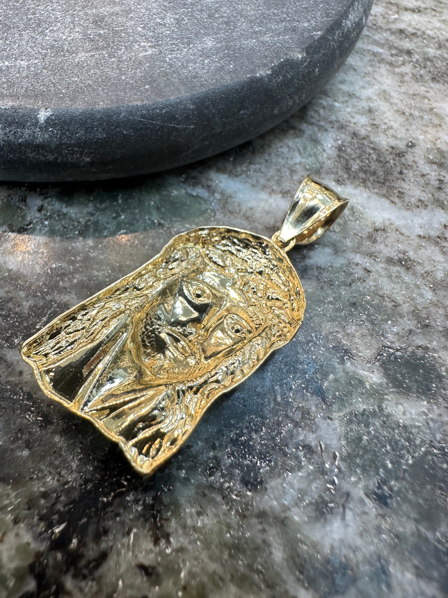 14K Gouden Jesus Piece Hanger