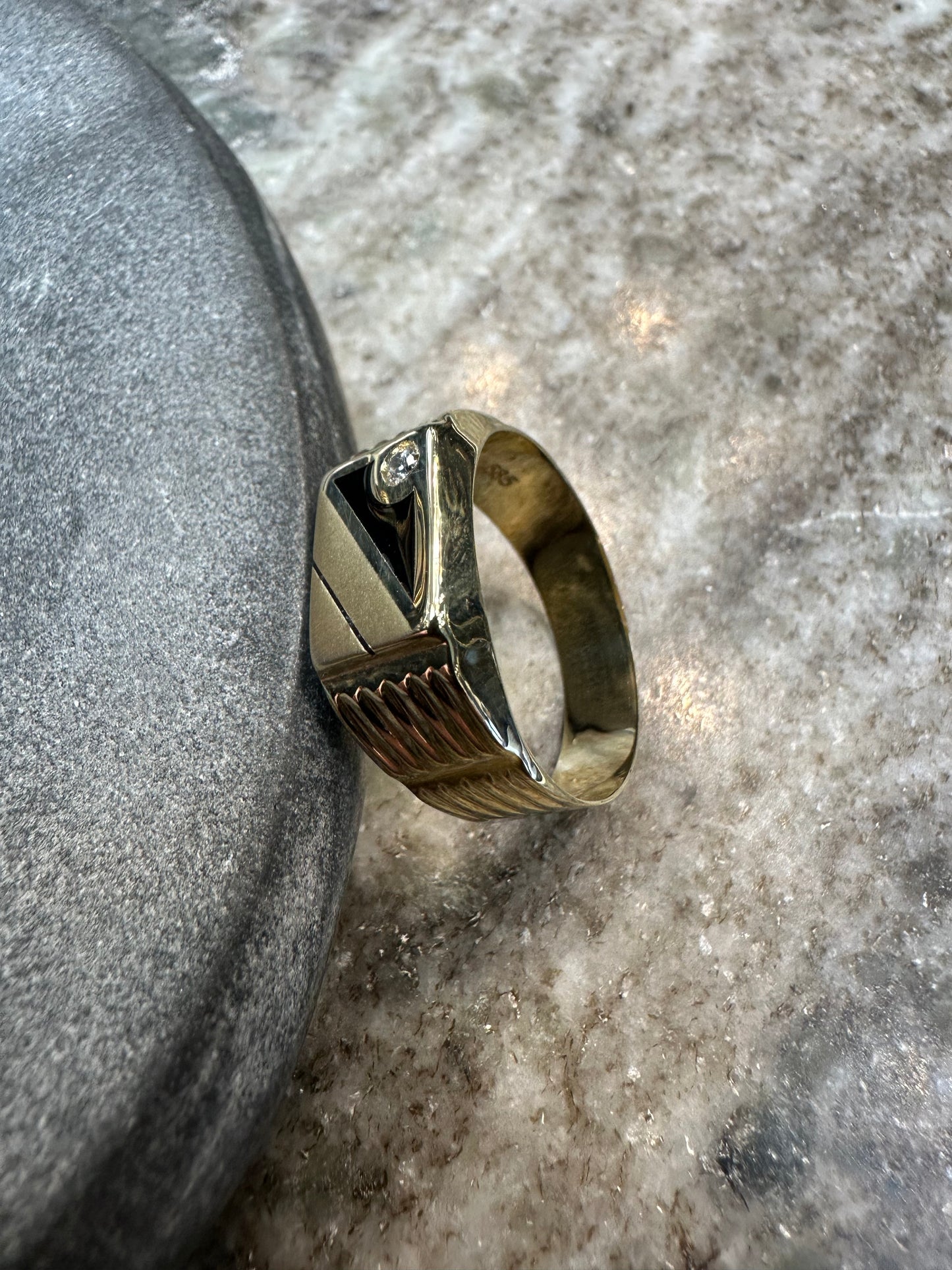 Prachtige 14K Gouden Ring met Onyx & Zirkonia