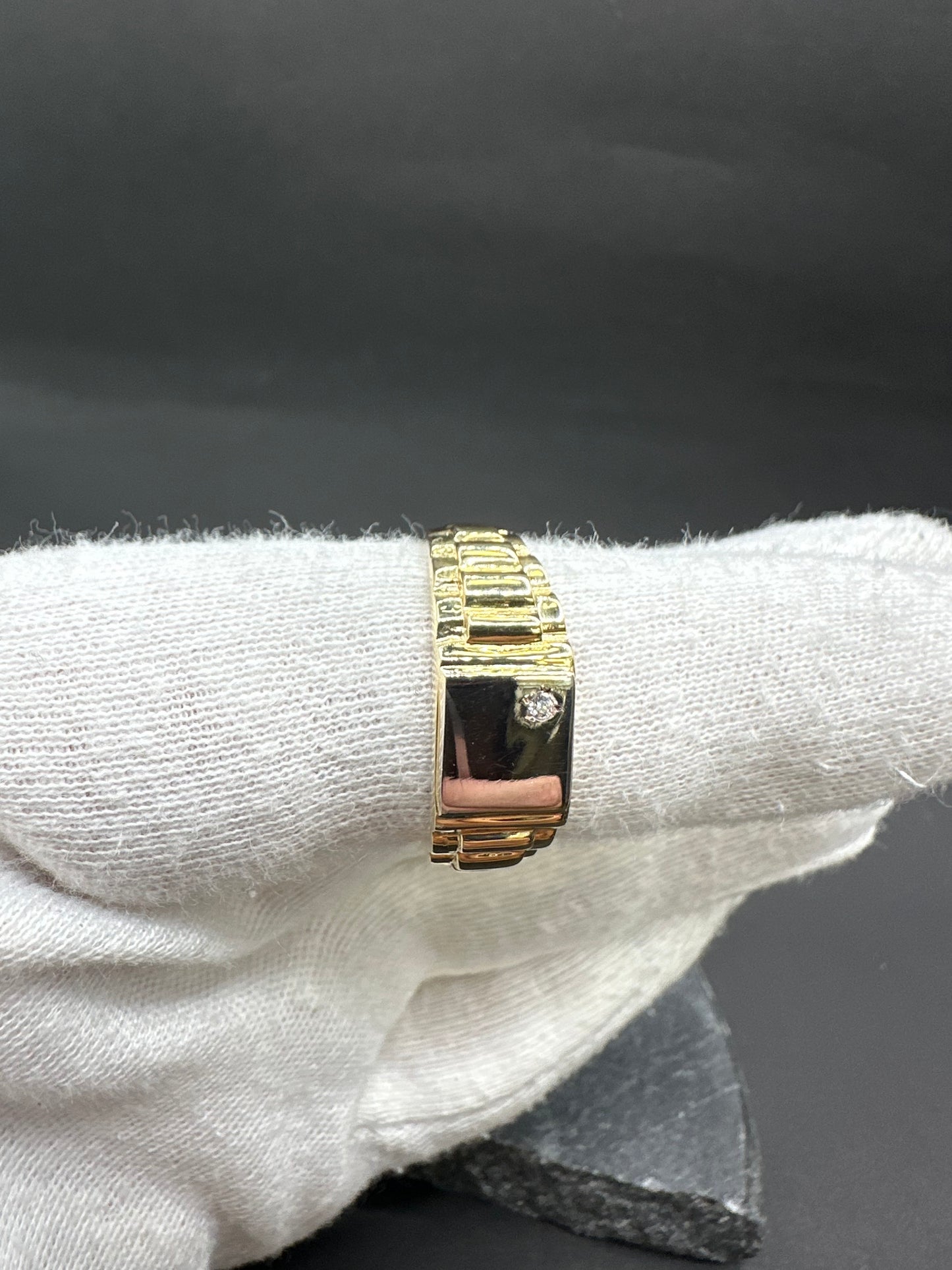 14K Gouden Zegelring met Zirkonia – Maat 20,5