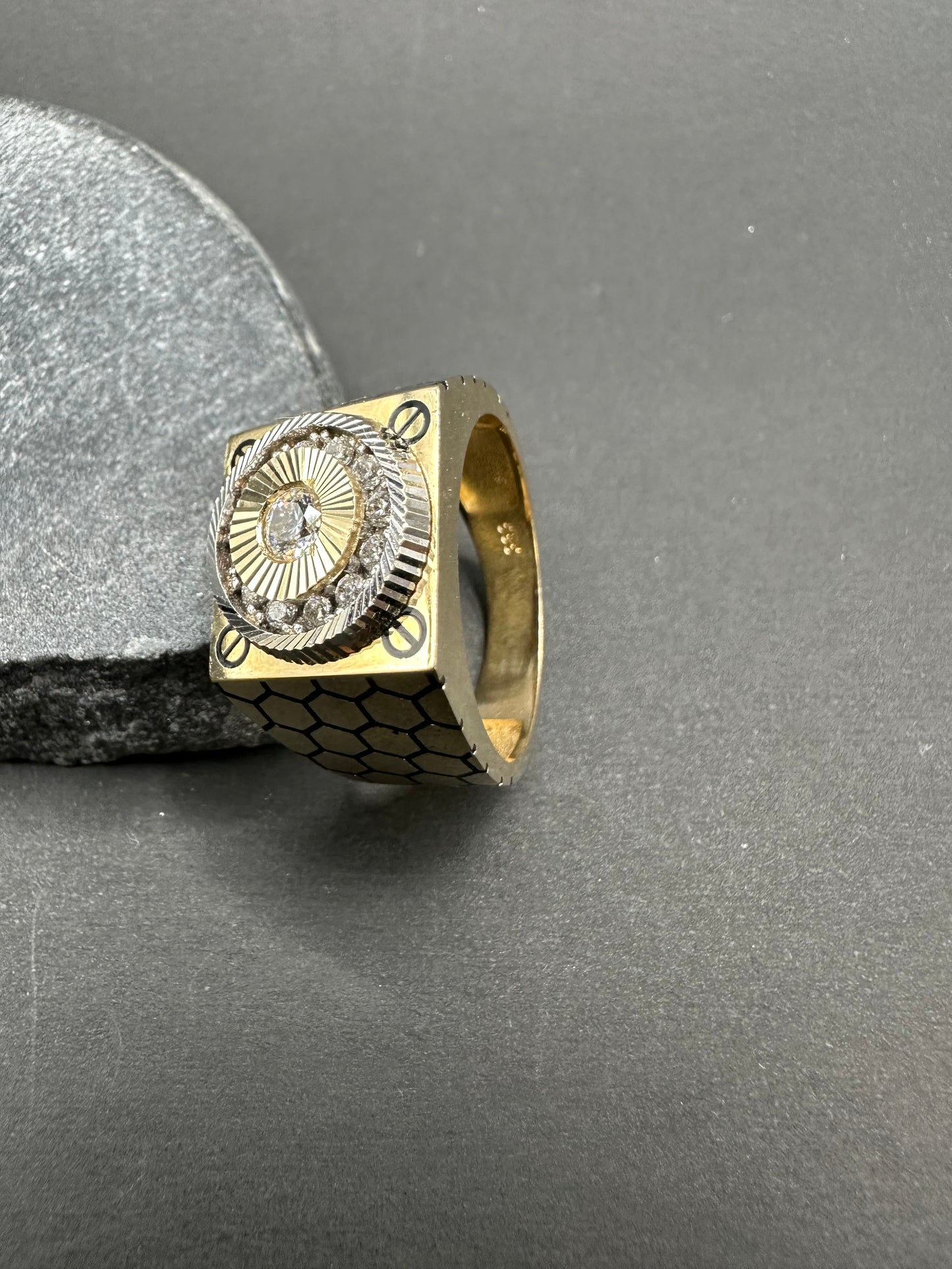 14K Gouden Bicolor Ring met Onyx Accenten – Maat 20,5