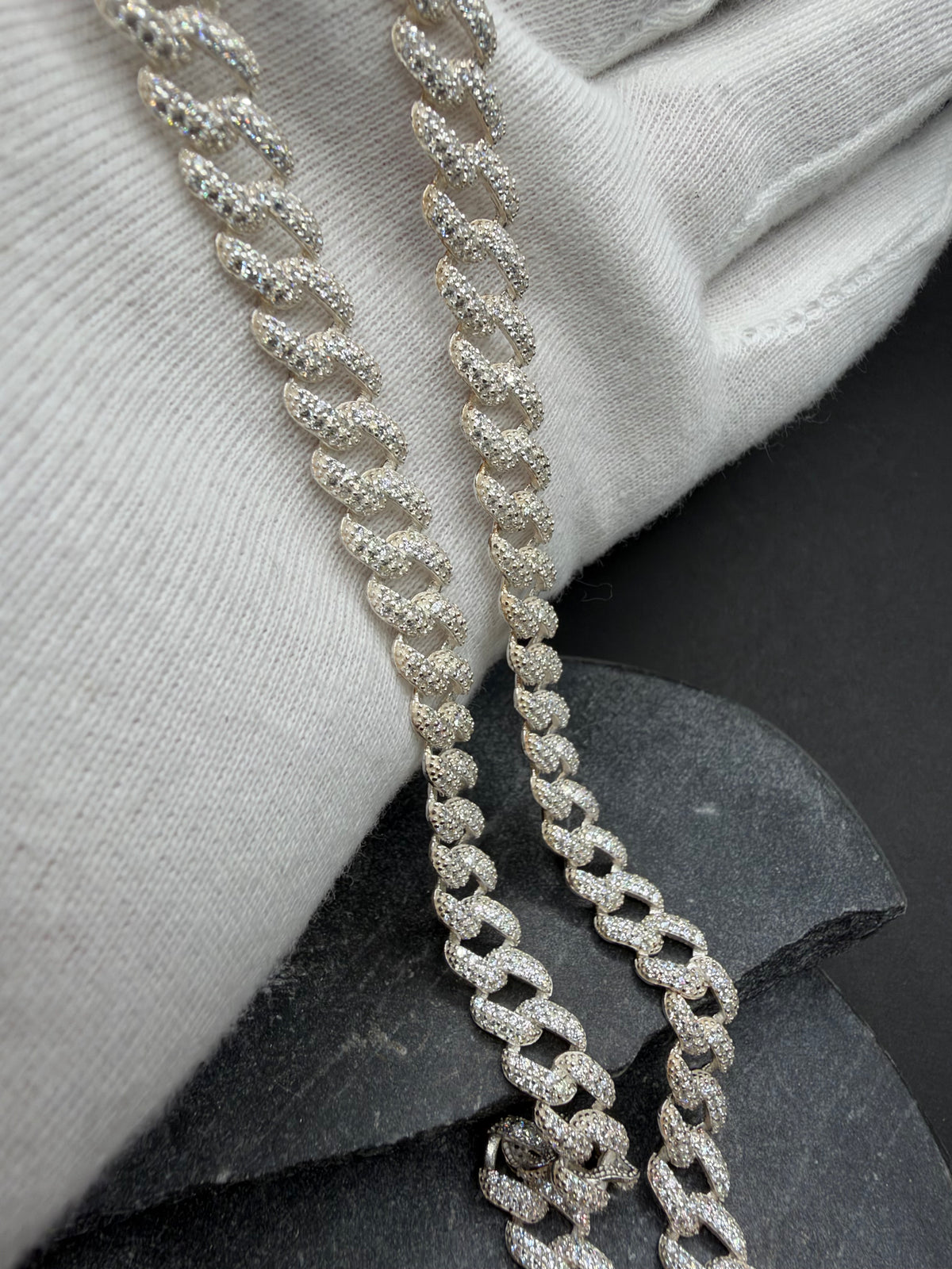 925 Zilveren Iced Cubaanse Link Ketting – 8,1 mm – 65 cm