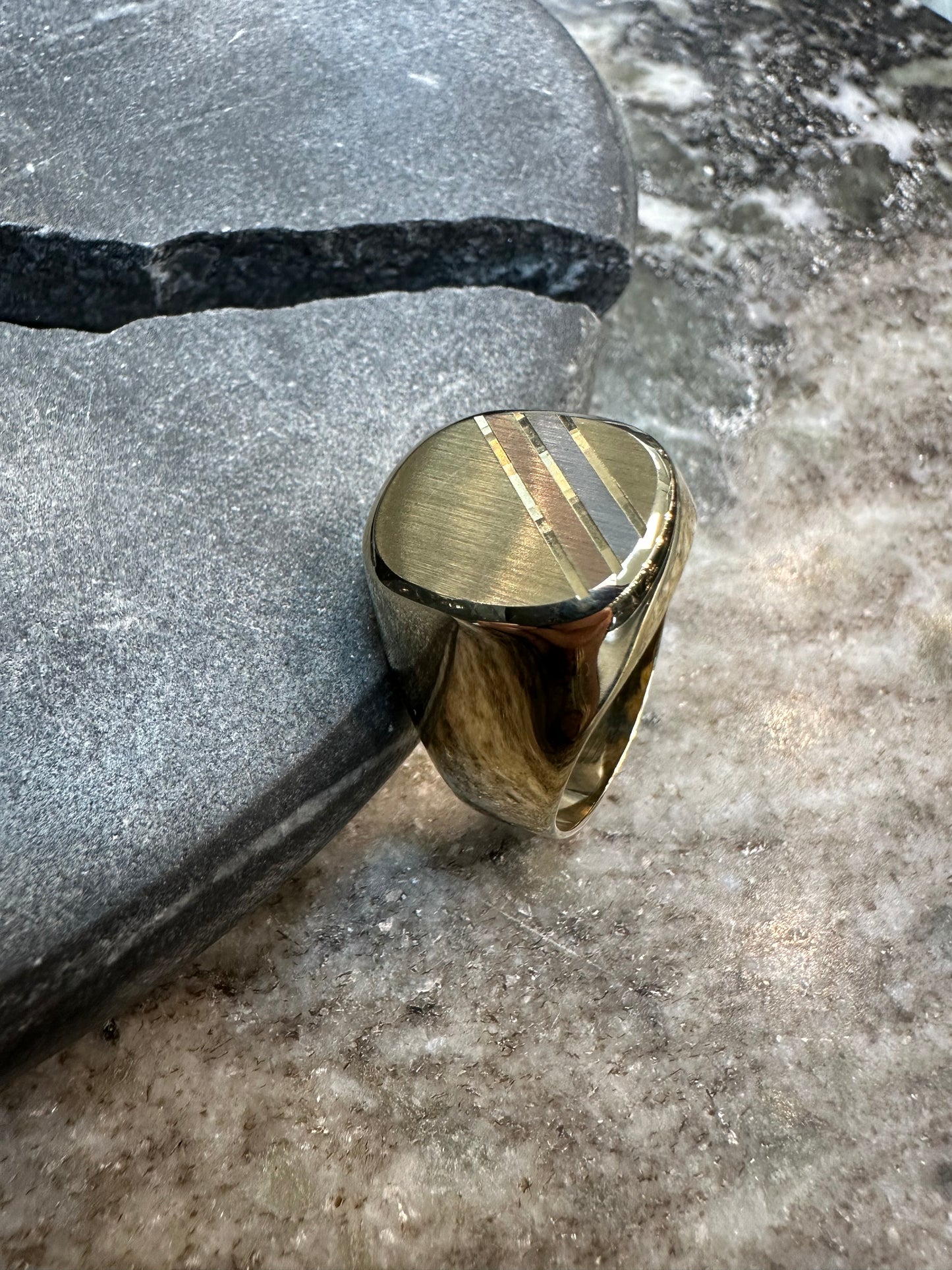 14K Gouden Tricolor Klassieke Zegelring – Comfort Fit | Luxe & Tijdloos