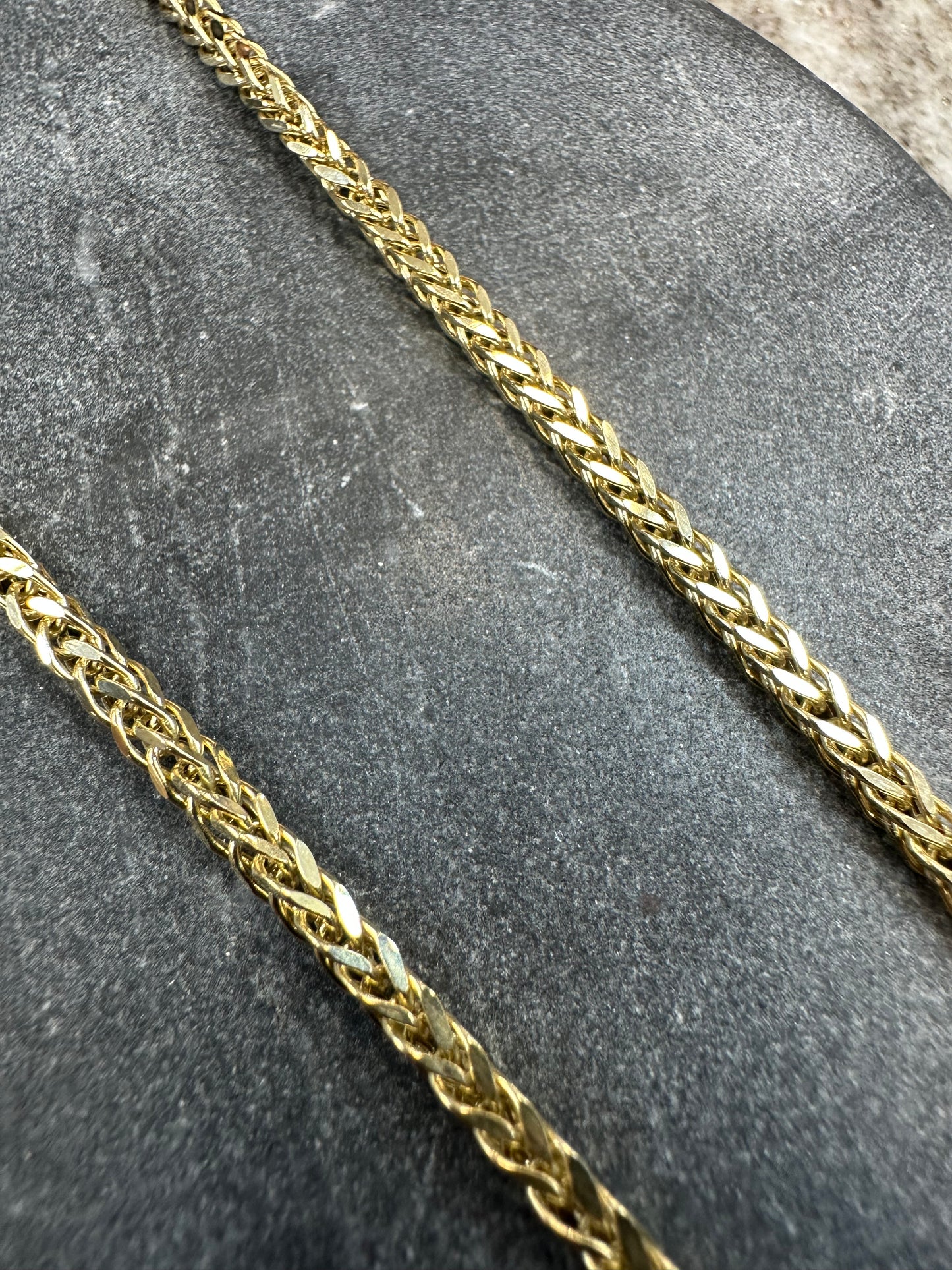 14K Gouden Vossenstaart Ketting met Bokshandschoen Hanger