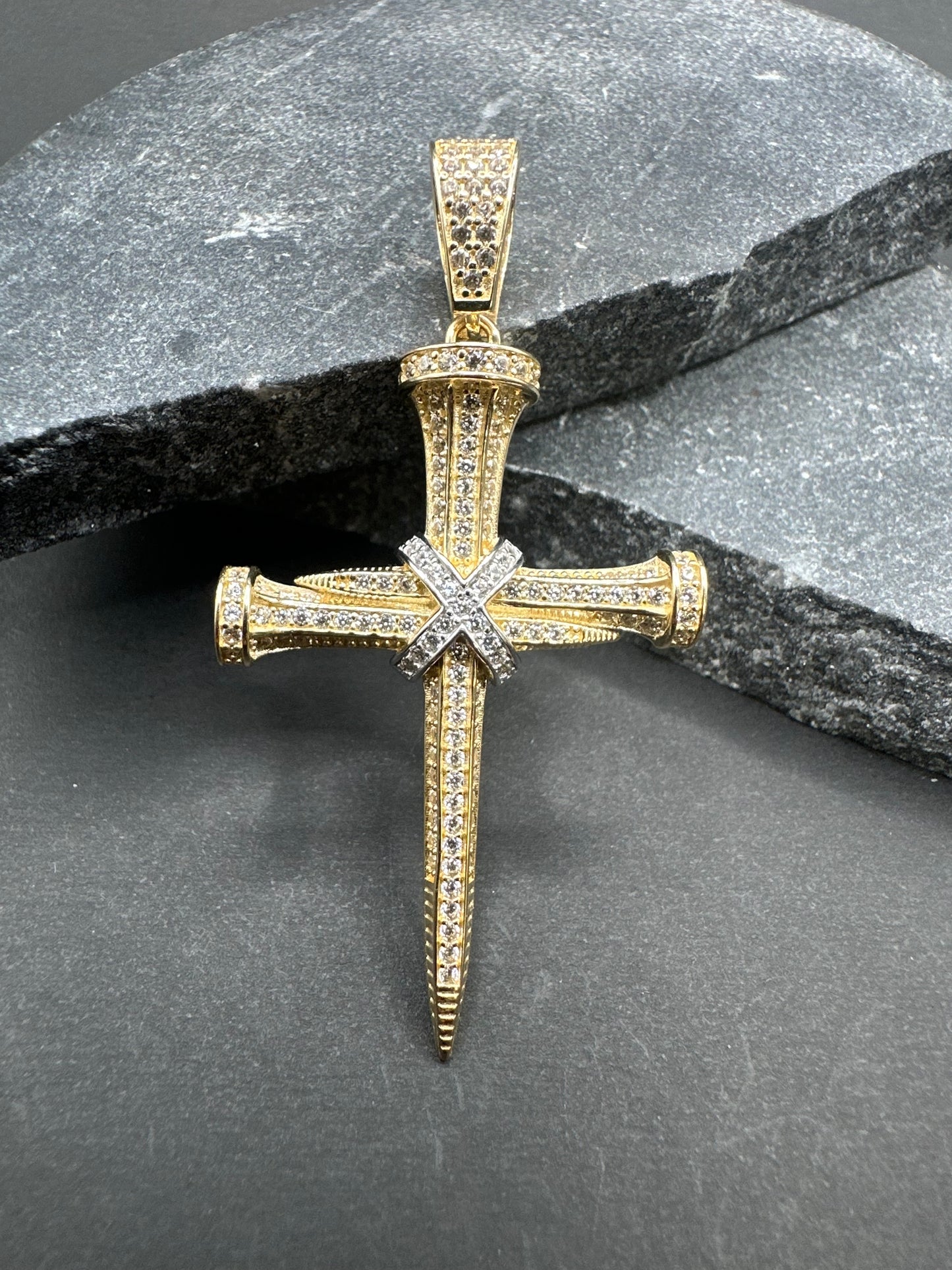 14K Gouden Spijker Kruis met Witgoud en Zirkonia